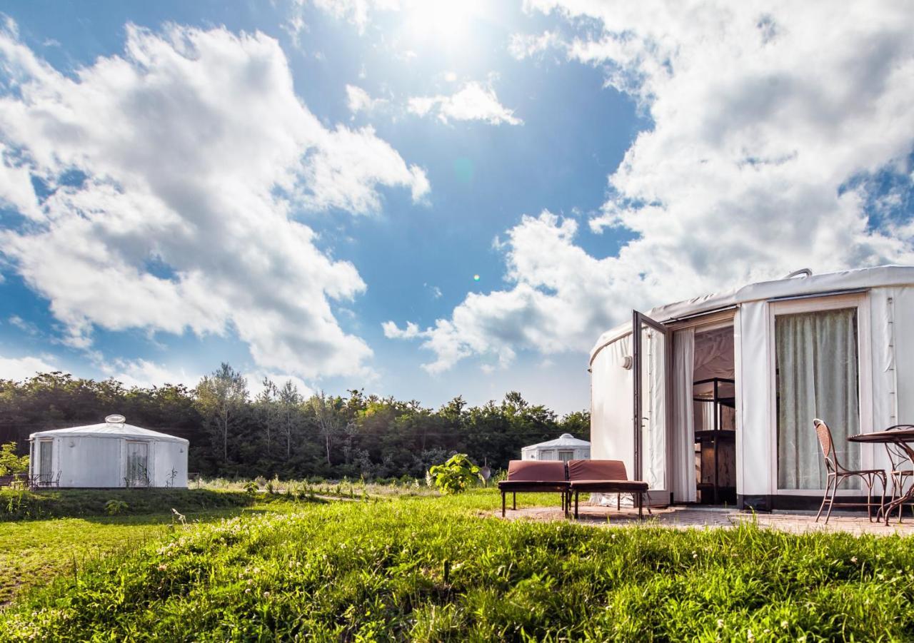 Homoki Lodge Bed & Beyond Glamping (Adults Only) Ruzsa Extérieur photo